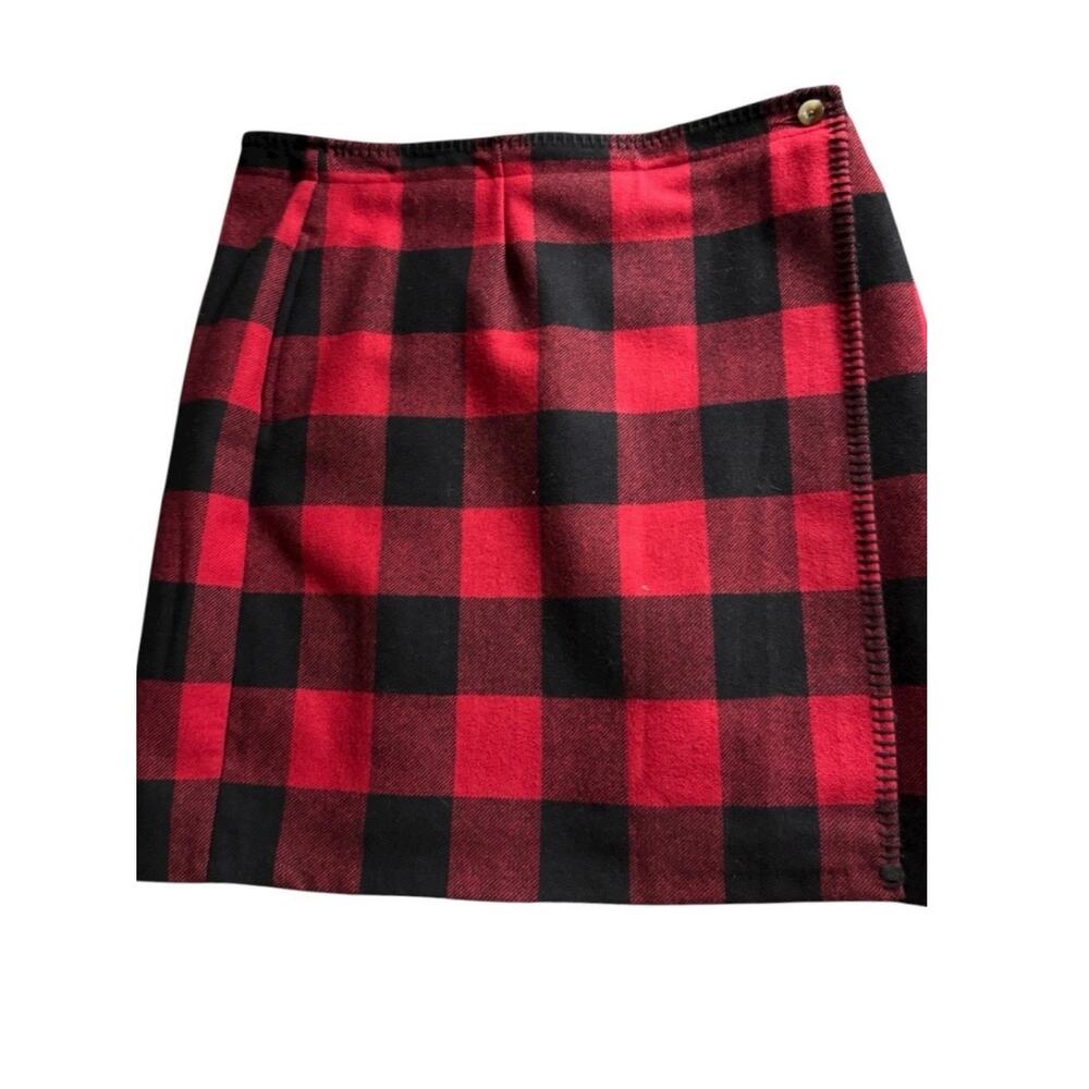 Woolrich Richville Buffalo Plaid Wrap Skirt Red Black Wool Size 8 - Picture 6 of 8